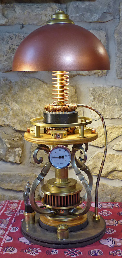 Steampunk Lamp 90_0227.jpg